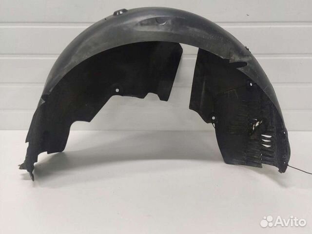 Подкрылок Mercedes E W211