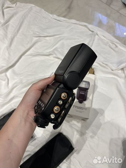 Вспышка камеры Godox TT685IIS (на батарейках)