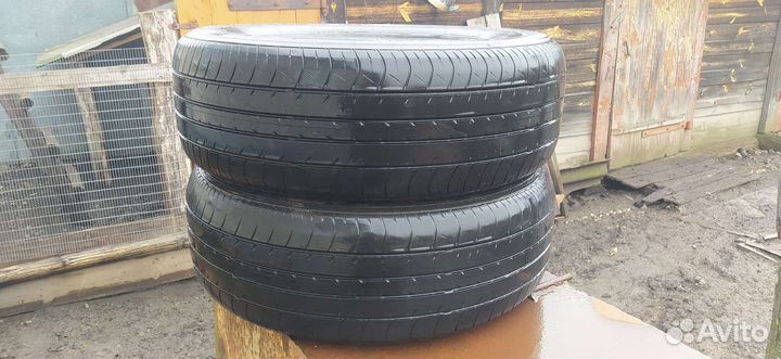 Yokohama BluEarth E70 215/60 R16