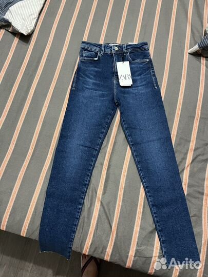 Джинсы zara
