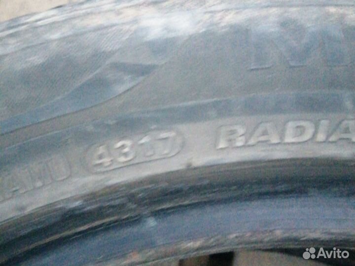 Marshal MU12 215/50 R17