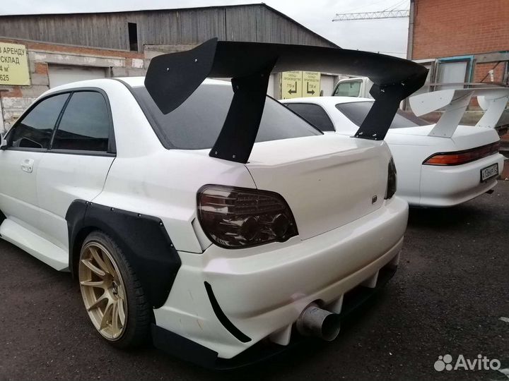 Спойлер 1800мм комплект