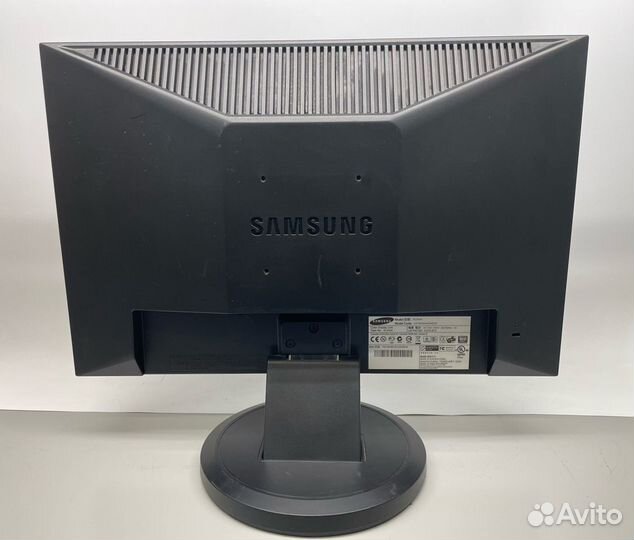 Монитор Samsung SyncMaster 923NW 75Гц/TN