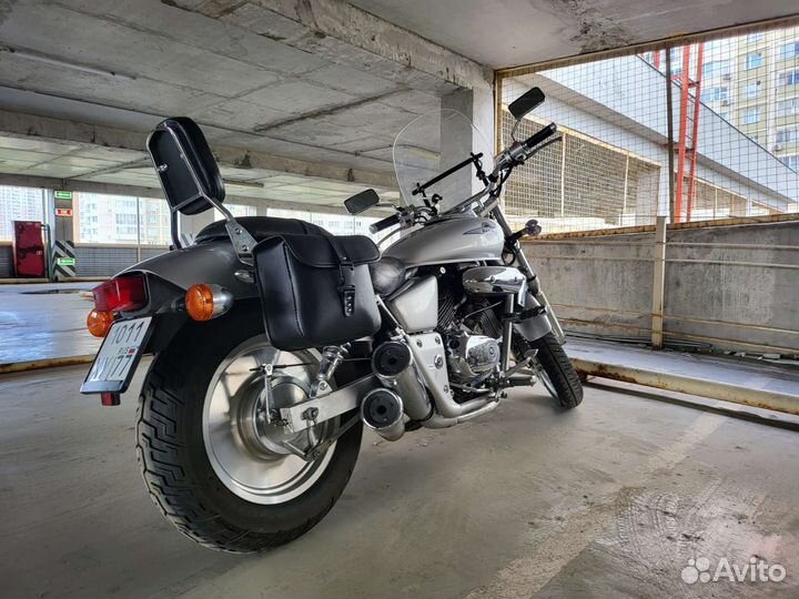 Honda Magna 250