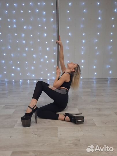 Pole Dance, растяжка