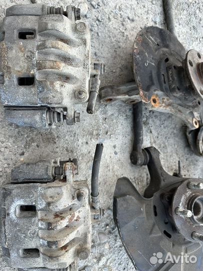 Суппорта передние, ступицы, пружины Subaru impreza