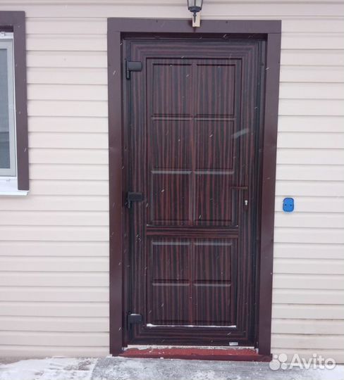 Двери для тамбура с установкой