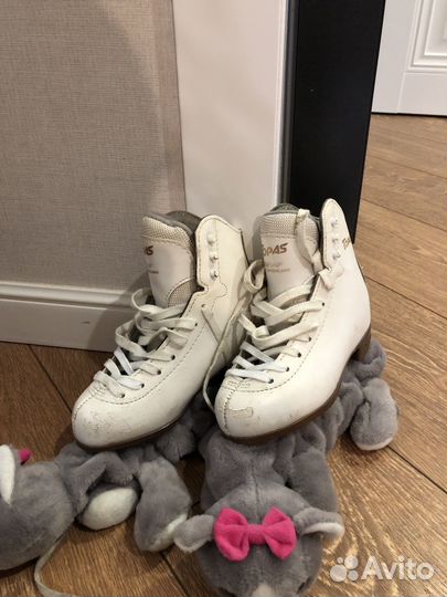 Коньки фигурные graf topas 30