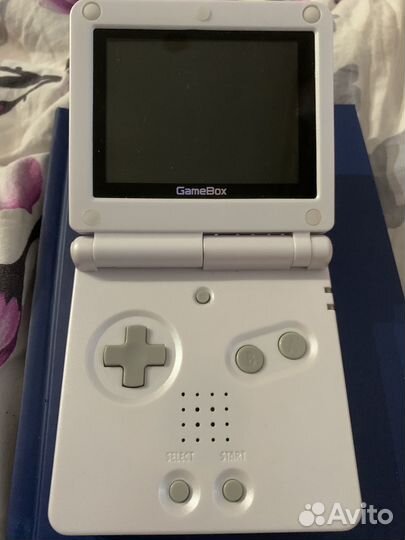 Игра Gameboy с картриджами