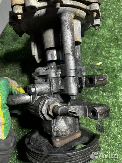 Насос гура Ford Transit 2.2