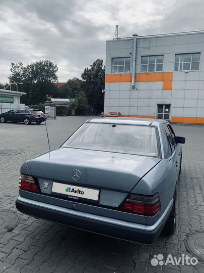 Mercedes-Benz W124 2.3 AT, 1988, 333 333 км