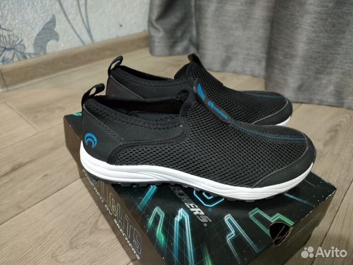 Кроссовки детские