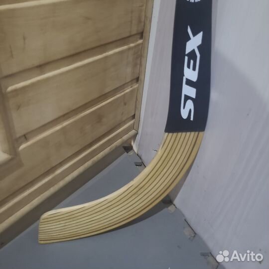 Клюшка хоккейная