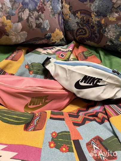 Сумка поясная спортивная новая Nike