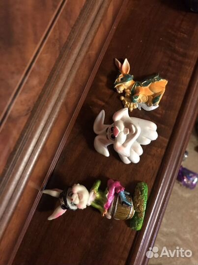 Статуэтки заяц и собака