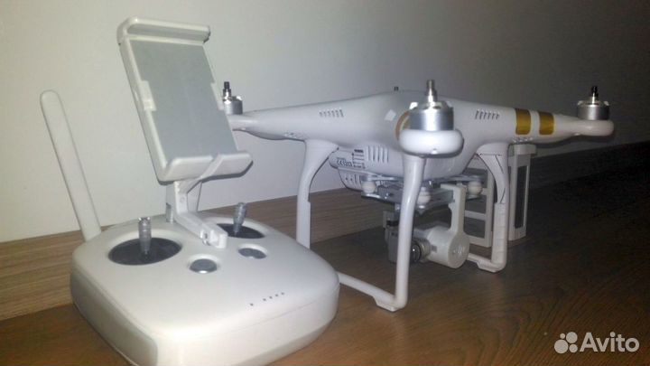 Коптер DJI Phantom 3 Professional 4k