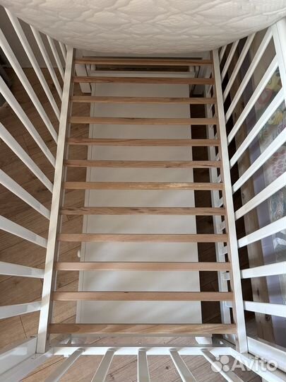 Кроватка детская с маятником Bambini Moretti