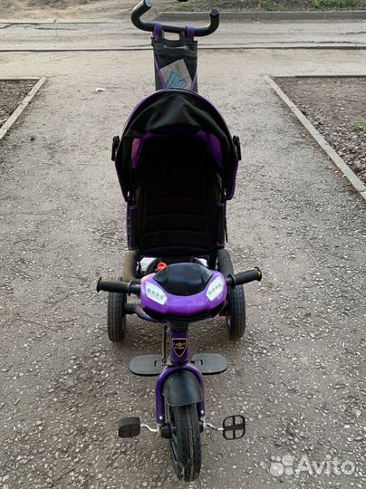 Детский трехколесный велосипед с ручкой