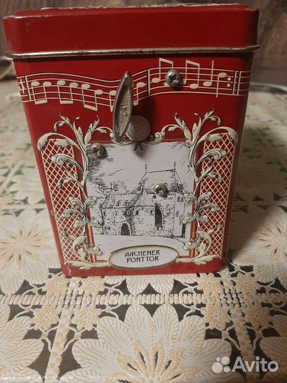 Металлическая баночка