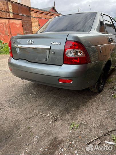 Задний бампер на priora