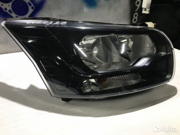 Фара правая Ford Transit 7 2014