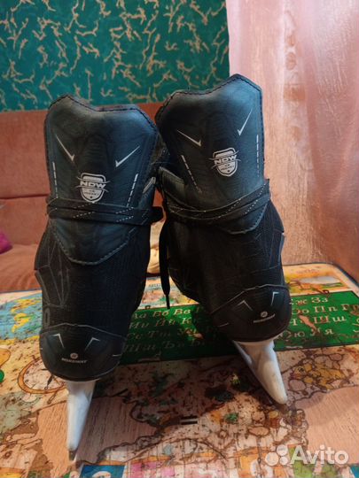 Коньки хоккейные