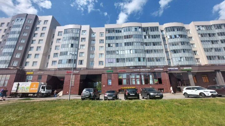 3-к. квартира, 95,8 м², 2/7 эт.