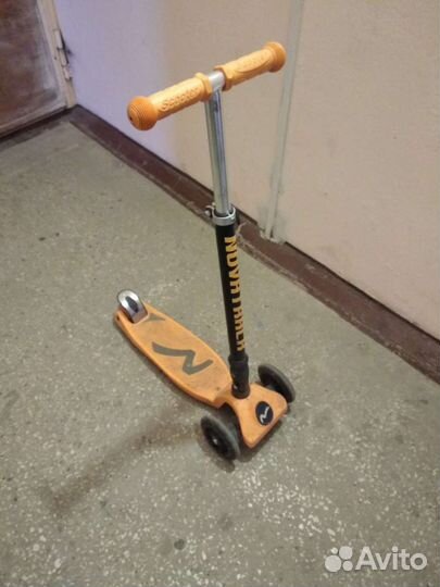 Самокат детский трехколесный светящиеся колеса