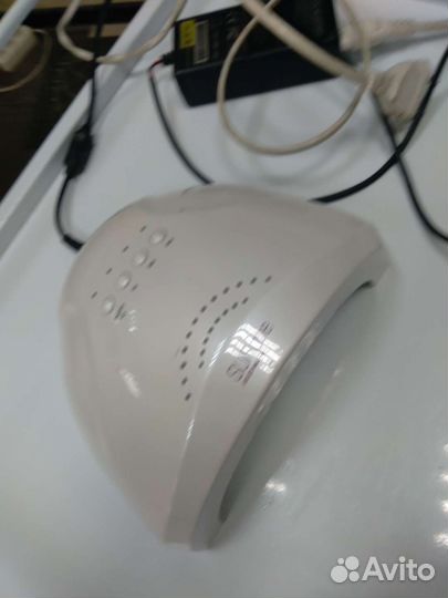 Уф лампа для ногтей