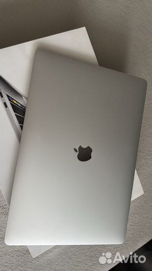 Macbook Pro 15 2016 i7 16gb