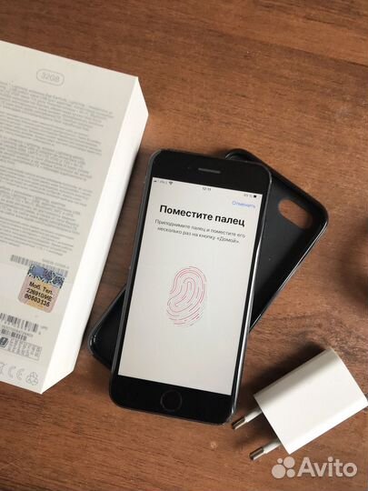 Телефон iPhone 7