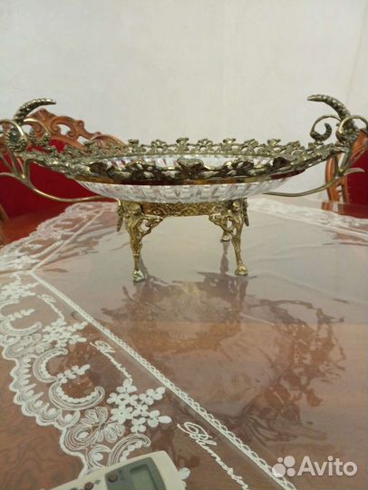 Ваза для фруктов на ножке Япония