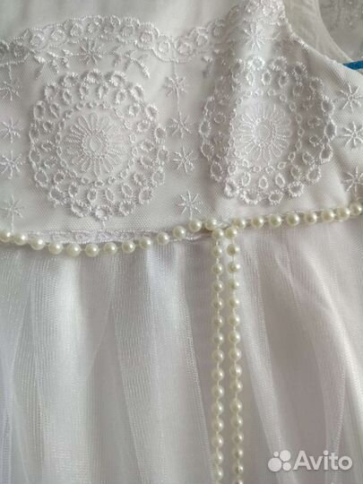 2 белых платья