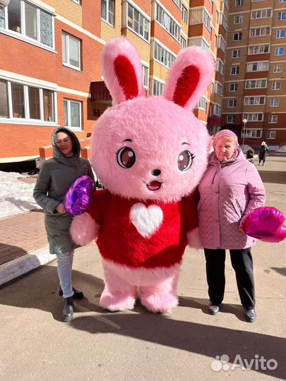 Белый мишка на праздник