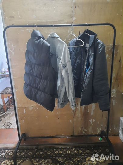 Вешалка для одежды напольная