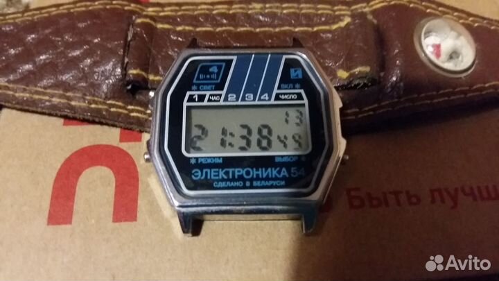 Часы наручные выпуск в СССР. Электроника
