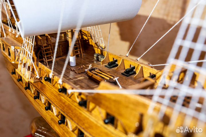 Корабль ручной работы. Большой