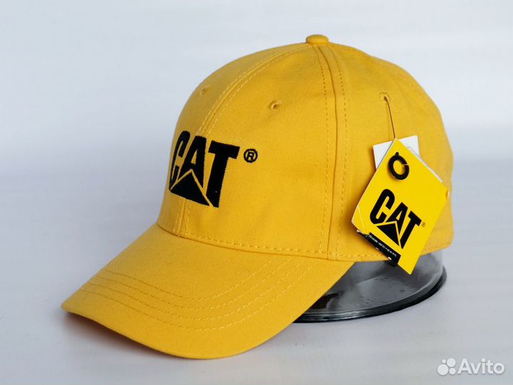 Классическая бейсболка 