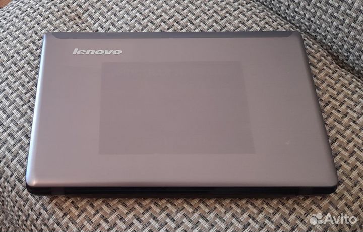 Игровой Lenovo Z570 i3 2310M/ GT 520M Ак 2ч