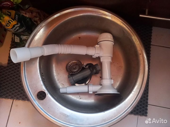 Мойки б/у из нержавейки на кухню