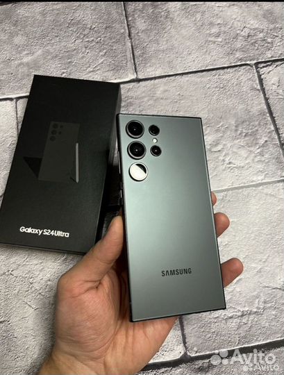 Samsung Galaxy S24 Ultra, 12/256 ГБ