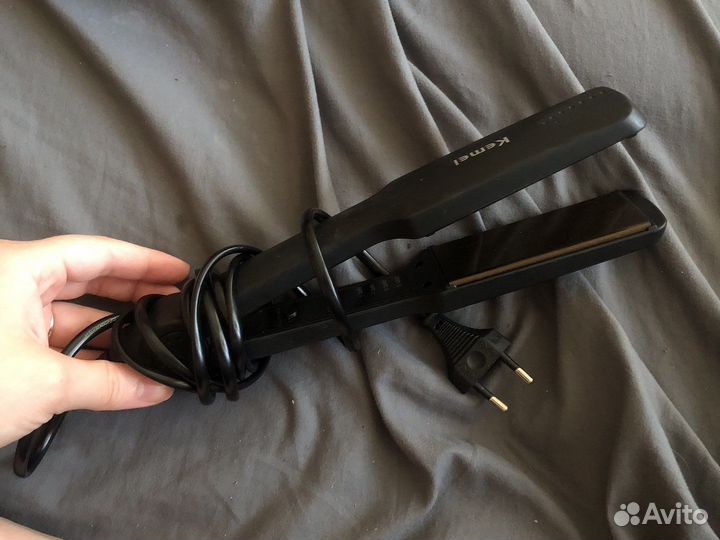 Выпрямитель для волос Kemei