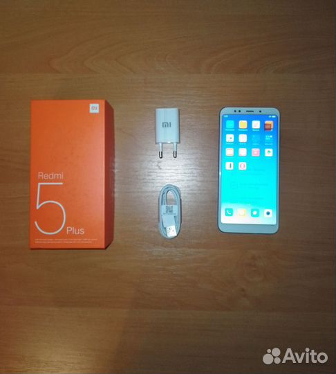 Xiaomi Redmi 5 Plus, 4/64 ГБ
