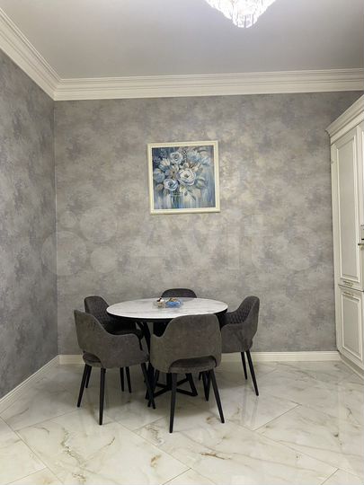 Дом 280 м² на участке 4 сот.