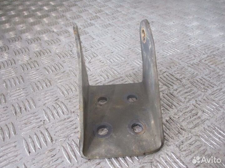 Кронштейн амортизатора Volvo 21446493