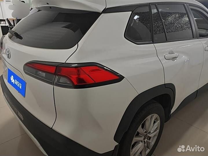 Toyota Corolla Cross 2.0 CVT, 2022, 19 300 км