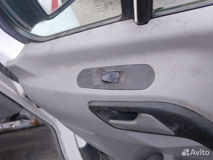 Кнопки стеклоподъемников volkswagen crafter 2011 г