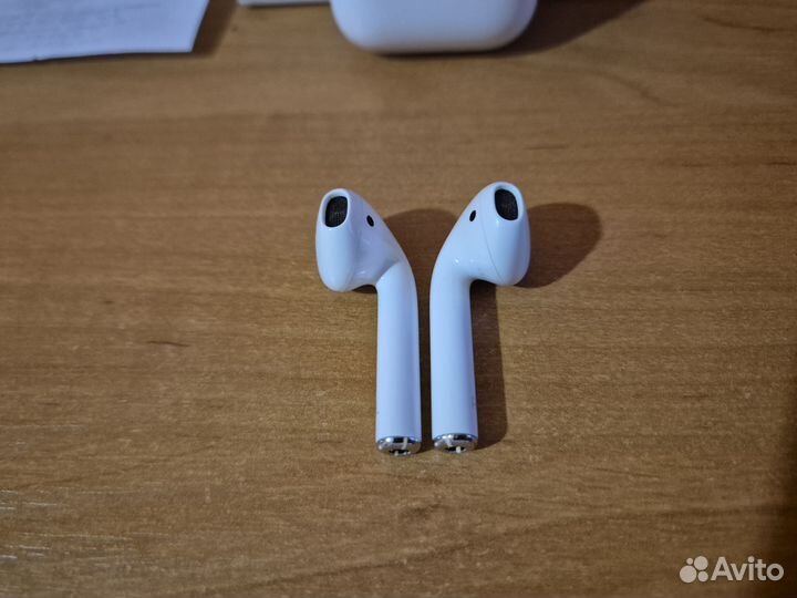 Airpods 2