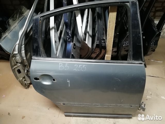 Дверь задняя правая Volkswagen Passat B5