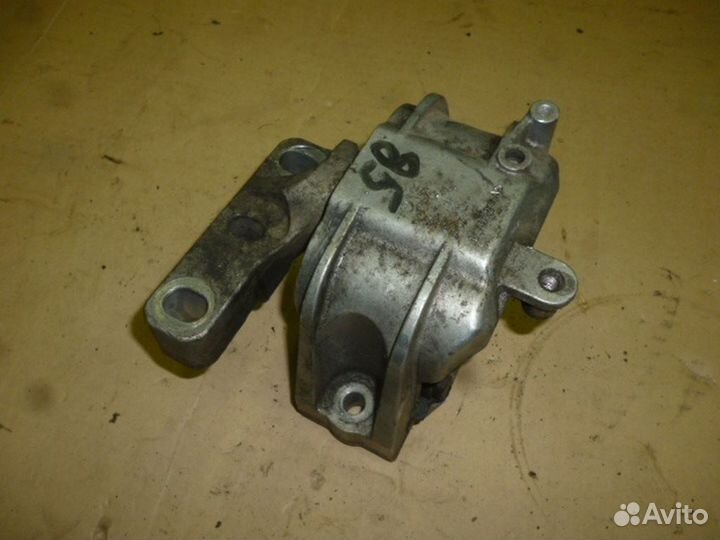 Опора двигателя (подушка) правая volkswagen Golf 5